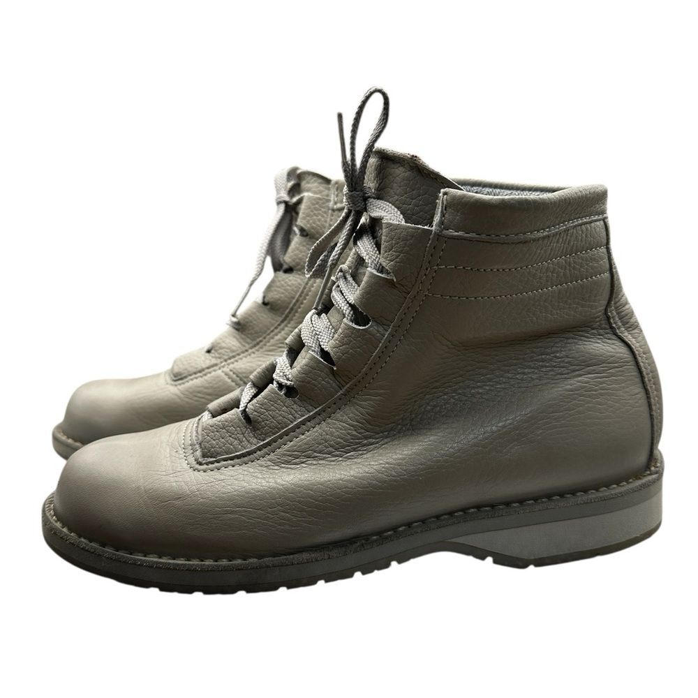Danner Women’s Leather Lace Up Ankle Boots Gray Size 8.5 Vibram Sole - Picture 2 of 8